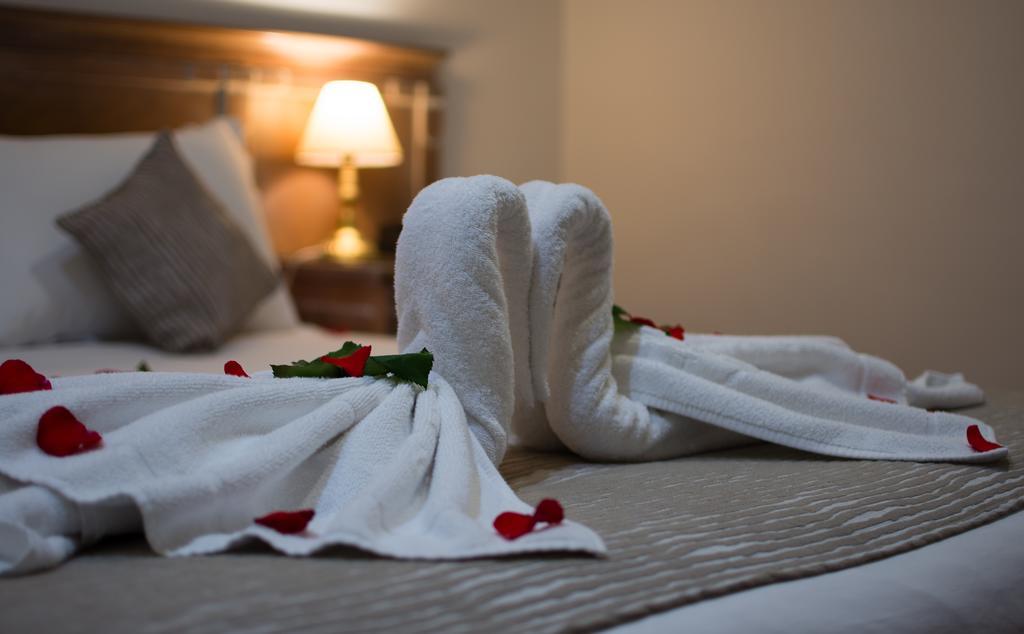 Hotel El Oumnia Puerto & Tangier